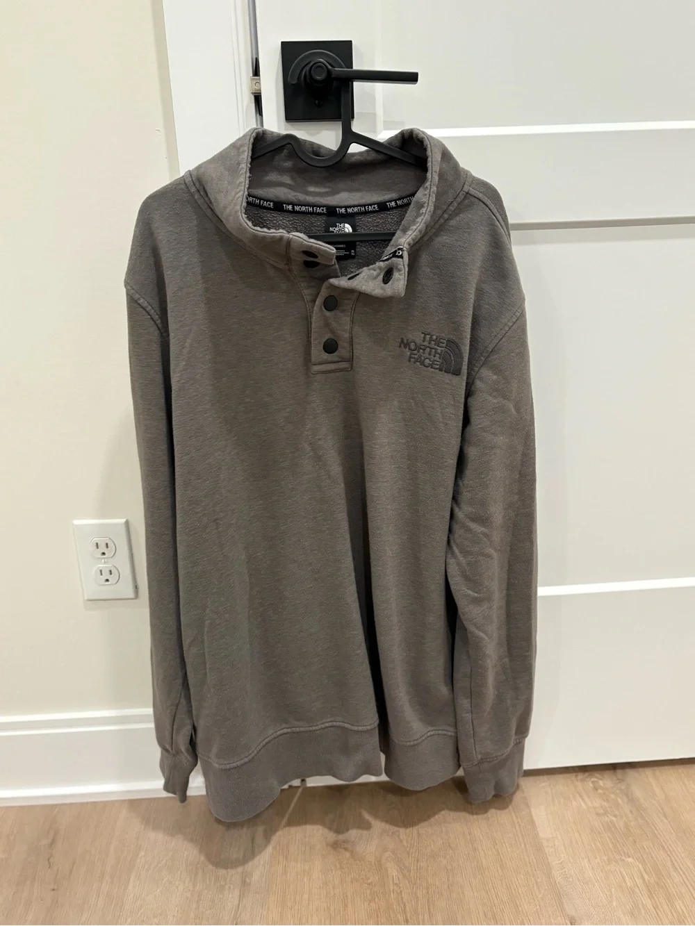 The North Face  Button-Up Pullover Size XL